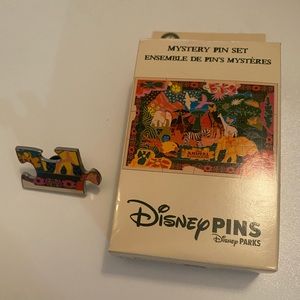 Animal Kingdom Puzzle Piece Pin - Mystery Pin Set December 2023